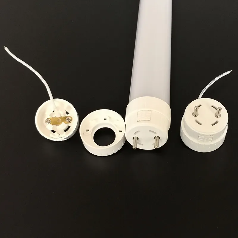 鉄道車両用ライトハウジング